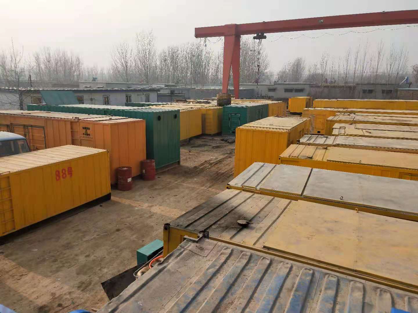 雨花台租赁发电机-灰尘、风沙对柴油发电机组造成哪些不良影响?
